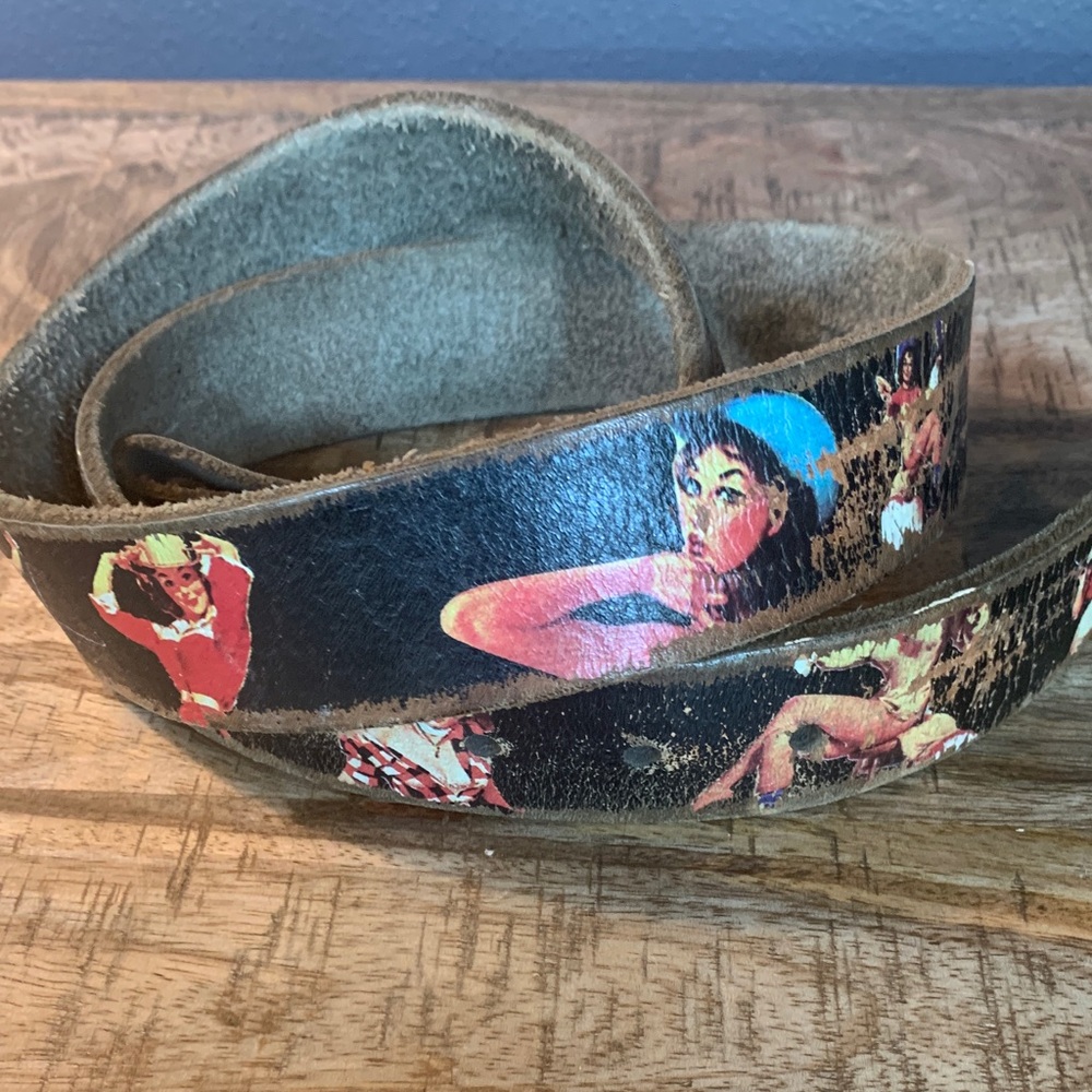 Vintage Style Women's Belt with Artistic Print leather